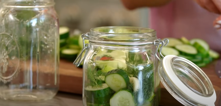 Dill Pickle Recipe: The Crunchy Secret You’ll Keep Coming Back To