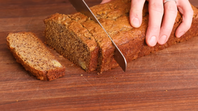 The Best Easy Banana Bread Recipe You’ll Ever Bake – Soft, Sweet & Foolproof