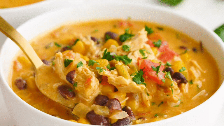 The Best Chicken Enchilada Soup You’ll Ever Taste – Cozy, Creamy, and Packed with Flavor!