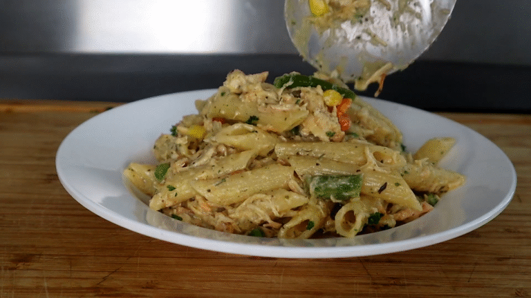 Creamy Chicken Pot Pie Pasta – Comfort Food You’ll Want Every Night