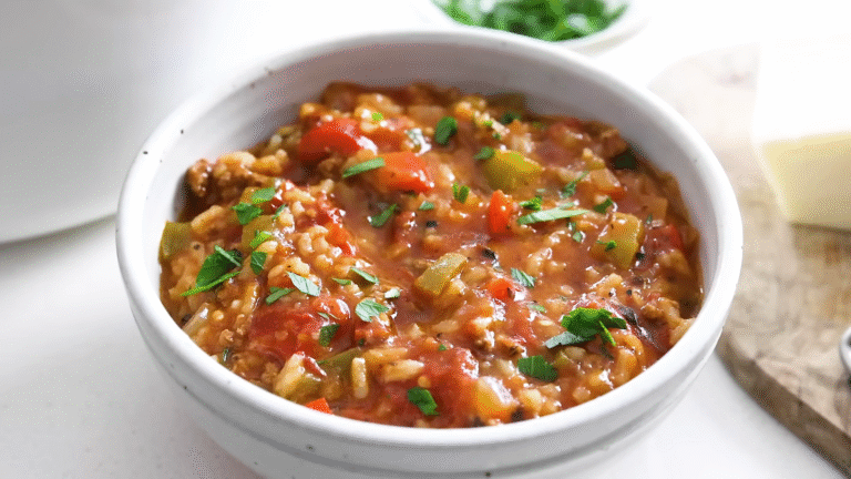 Stuffed Pepper Soup That Tastes Like a Hug in a Bowl!